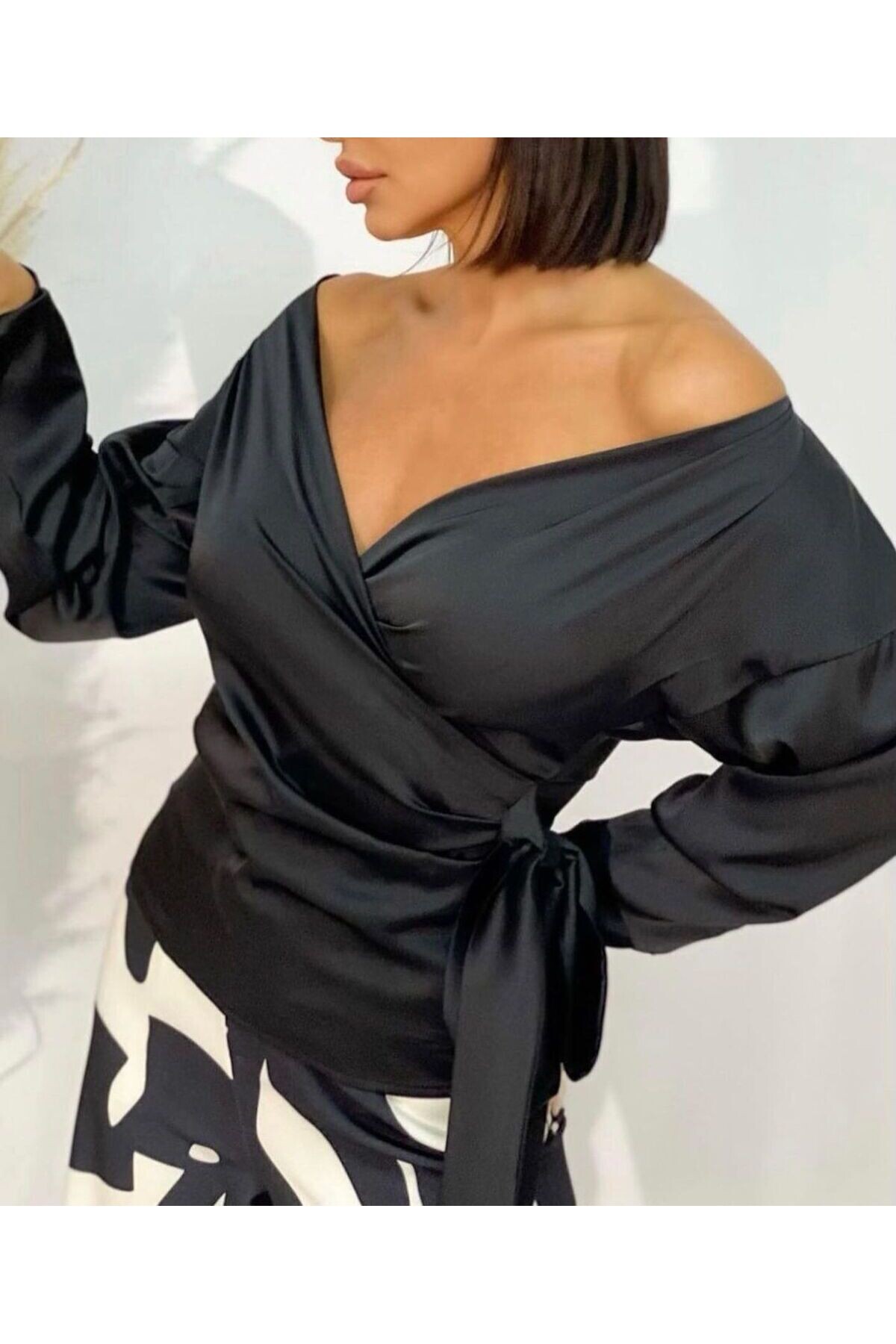 Kobe Saten Pantolonu Desenli Takım