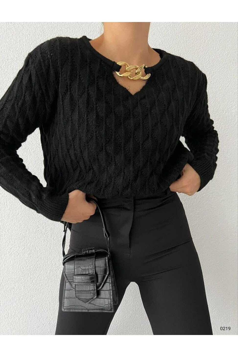 Yakası Zicirli Triko Kazak