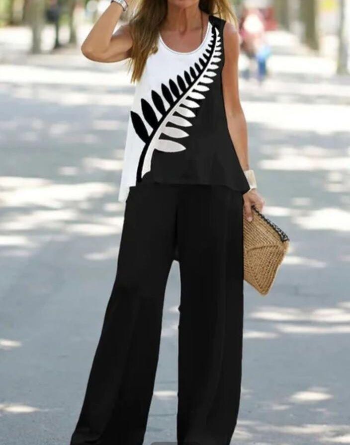 Yaprak Desenli Micro Kumaş Takım