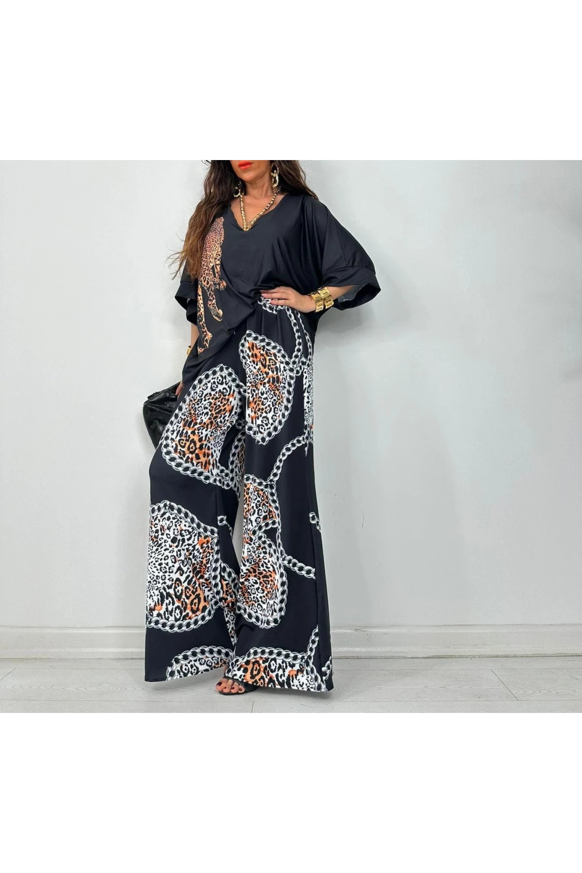 Mikro Kumaş Leopr Desenli Takım