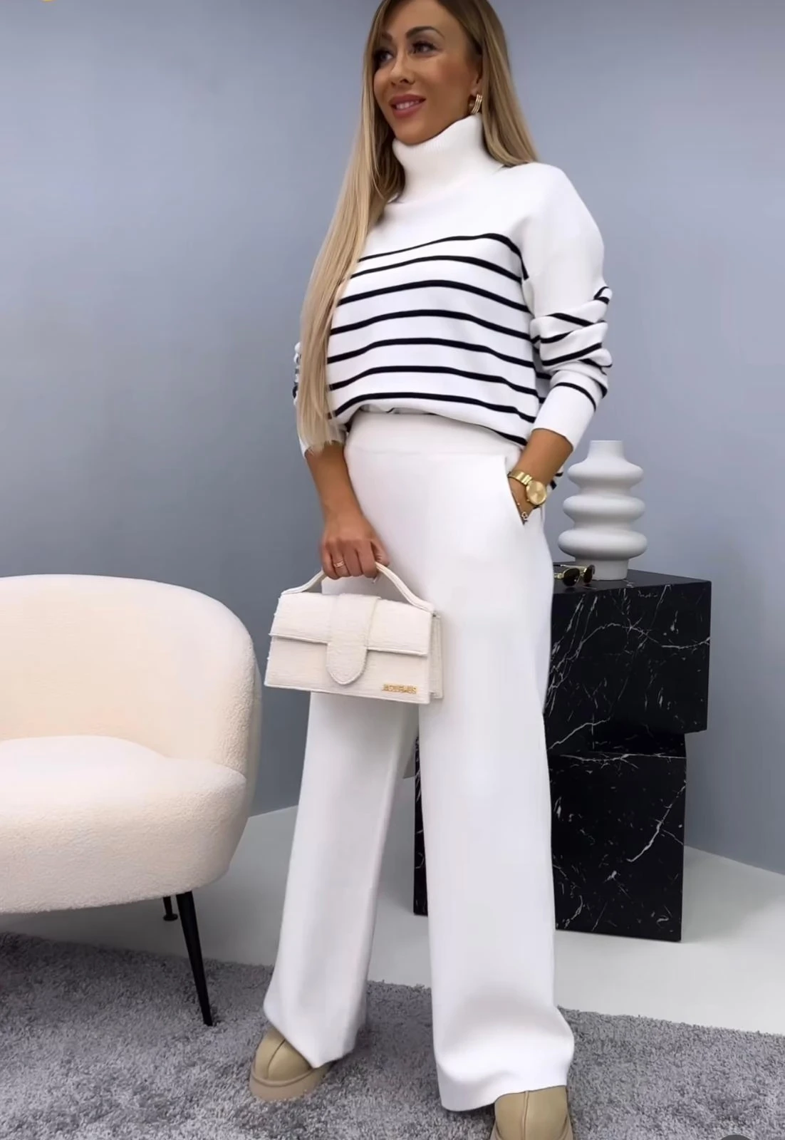 Balıkçı yaka çizgili triko pantolon takım