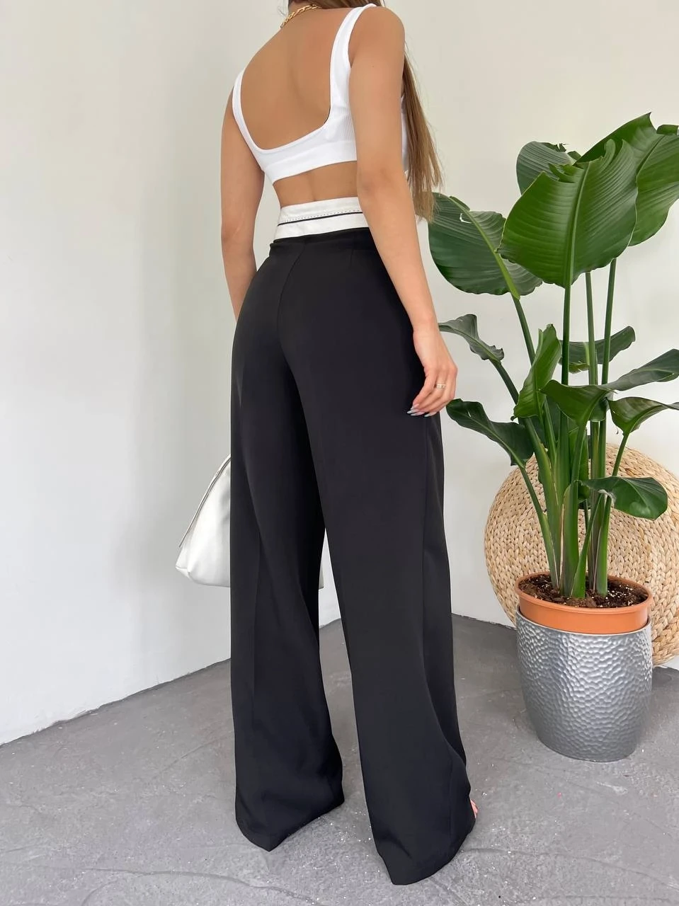 Bel Detaylı Cepli Tasarım Pantolon