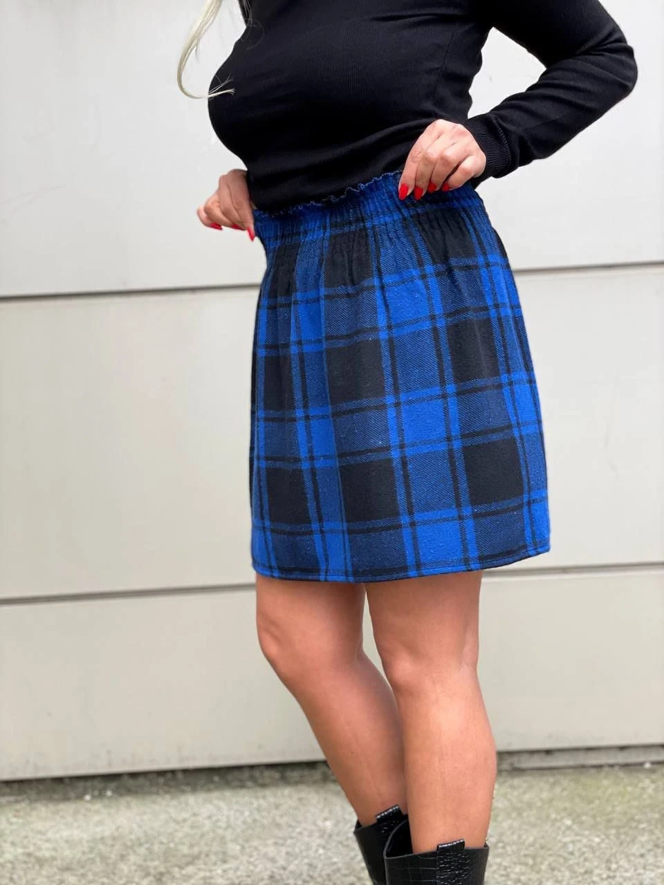 Beli Lastikli Kaşe Etek