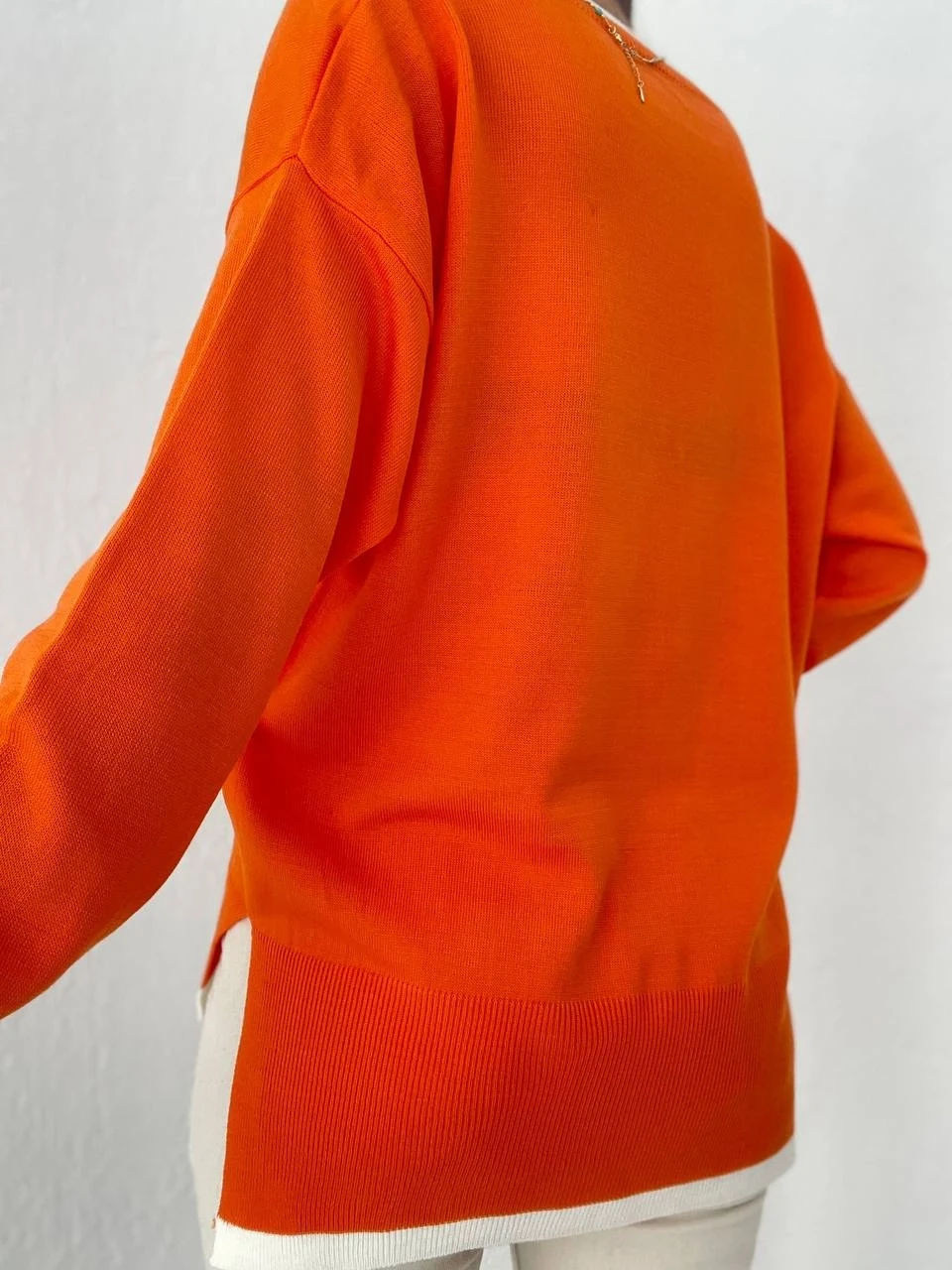 Biyeli V yaka Triko Kazak