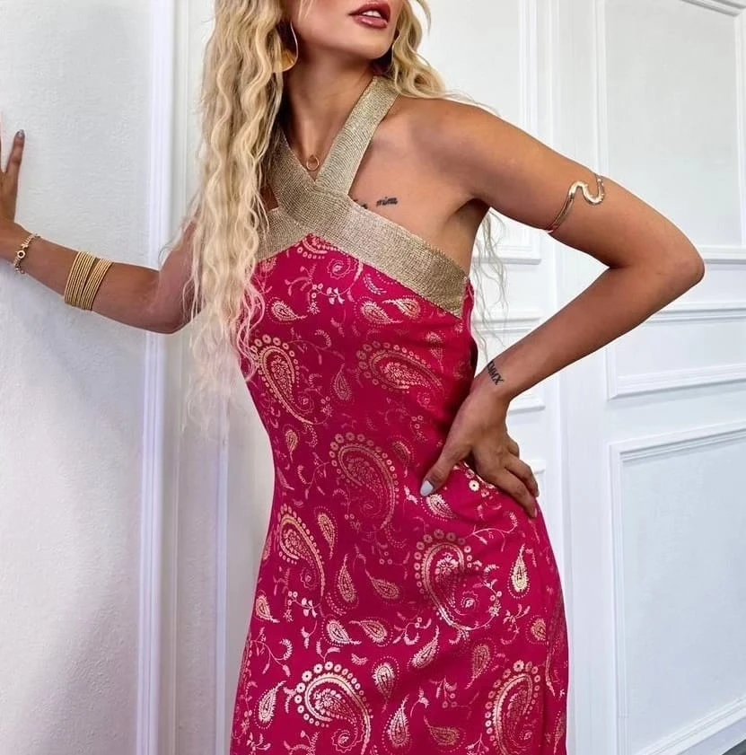 Varaklı Krep Kumaş Tasarım Elbise