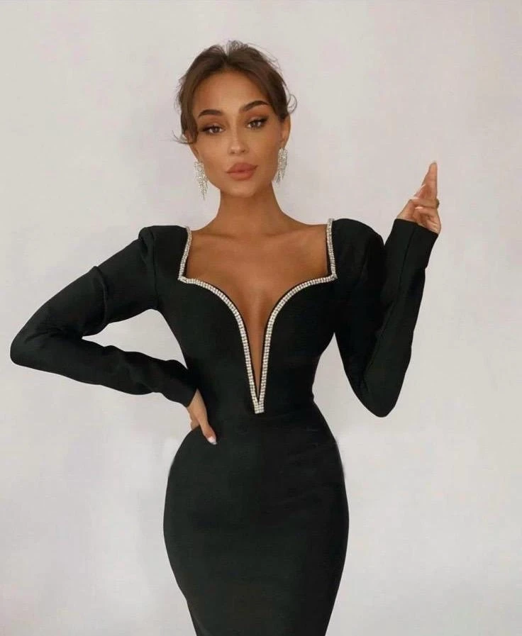 Dalgıç Kumaş Göğüs Dekolteli Elbise