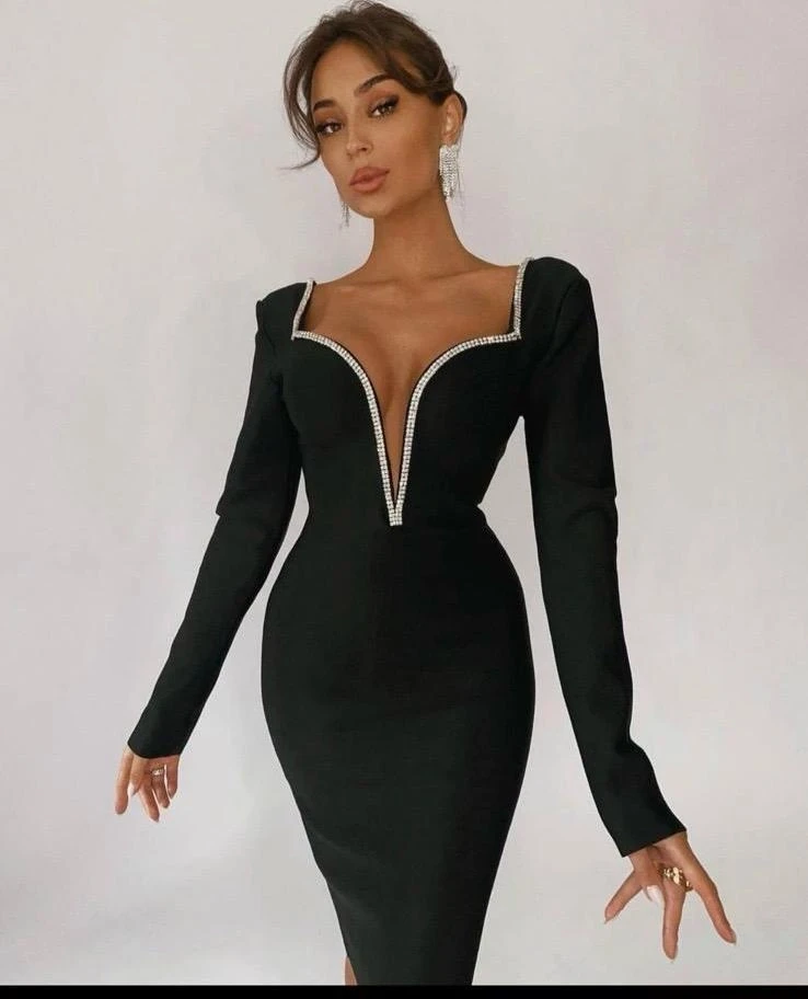 Dalgıç Kumaş Göğüs Dekolteli Elbise