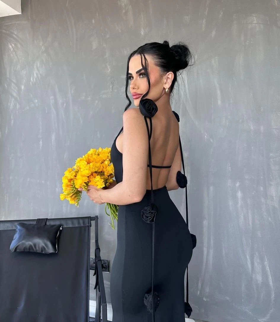 Dalgıç Kumaş Gül Detaylı Elbise