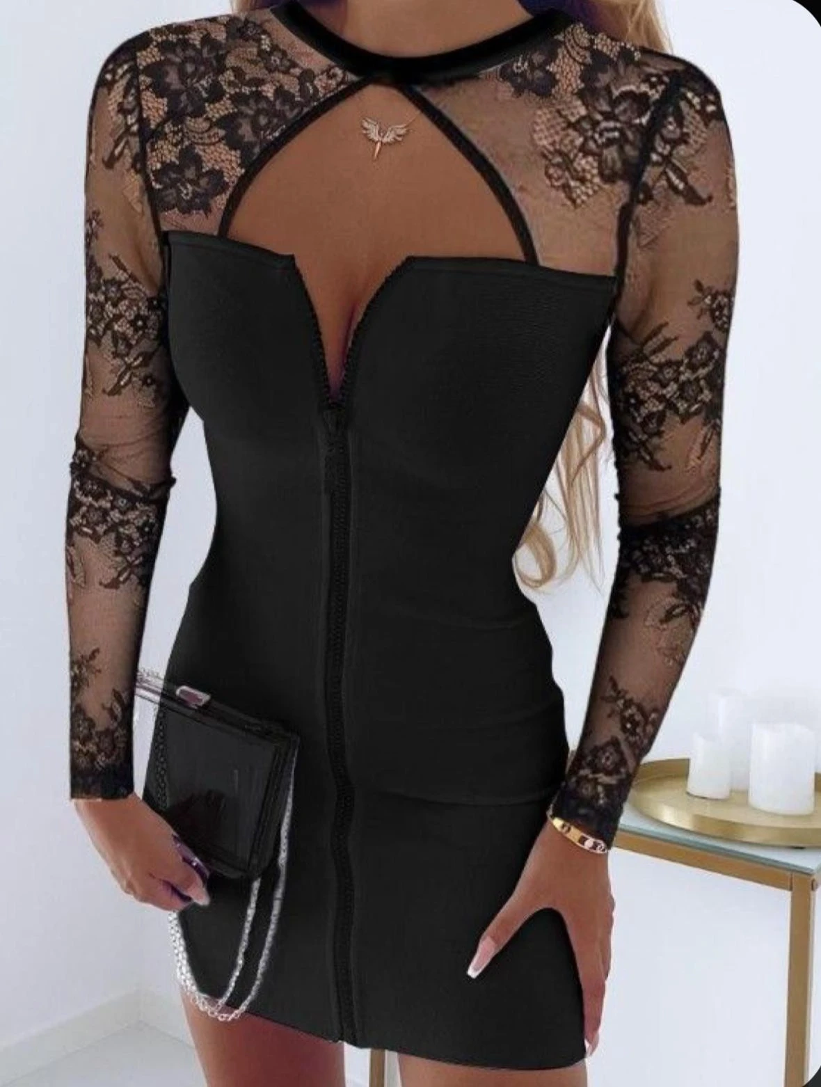 Dalgıc Kumaş İthal Dantel ve Fermuar Detaylı Elbise