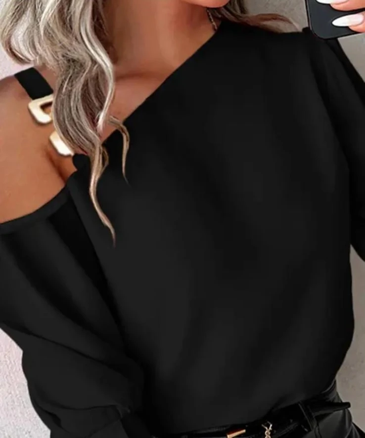 Dalgıç Kumaş Toka ve Düğme Detaylı Bluz