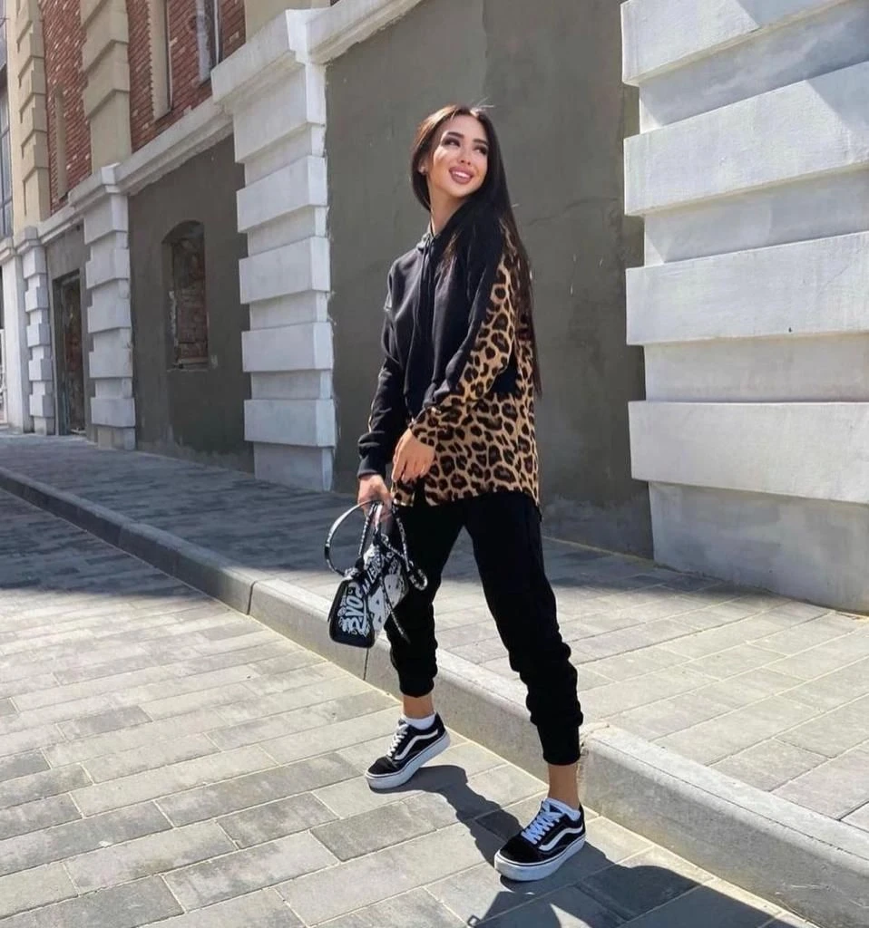 Dalgıç Ve Jesika  Kumaş Leopar Garnili Takım