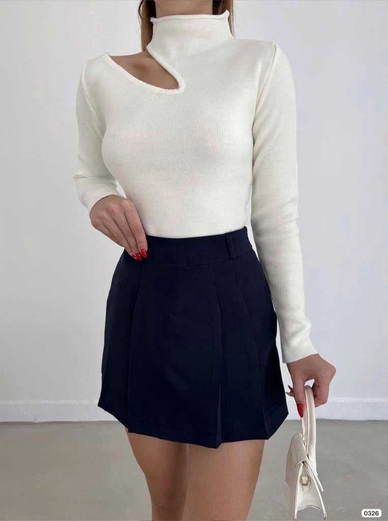 Damla Dekolteli Triko Bluz