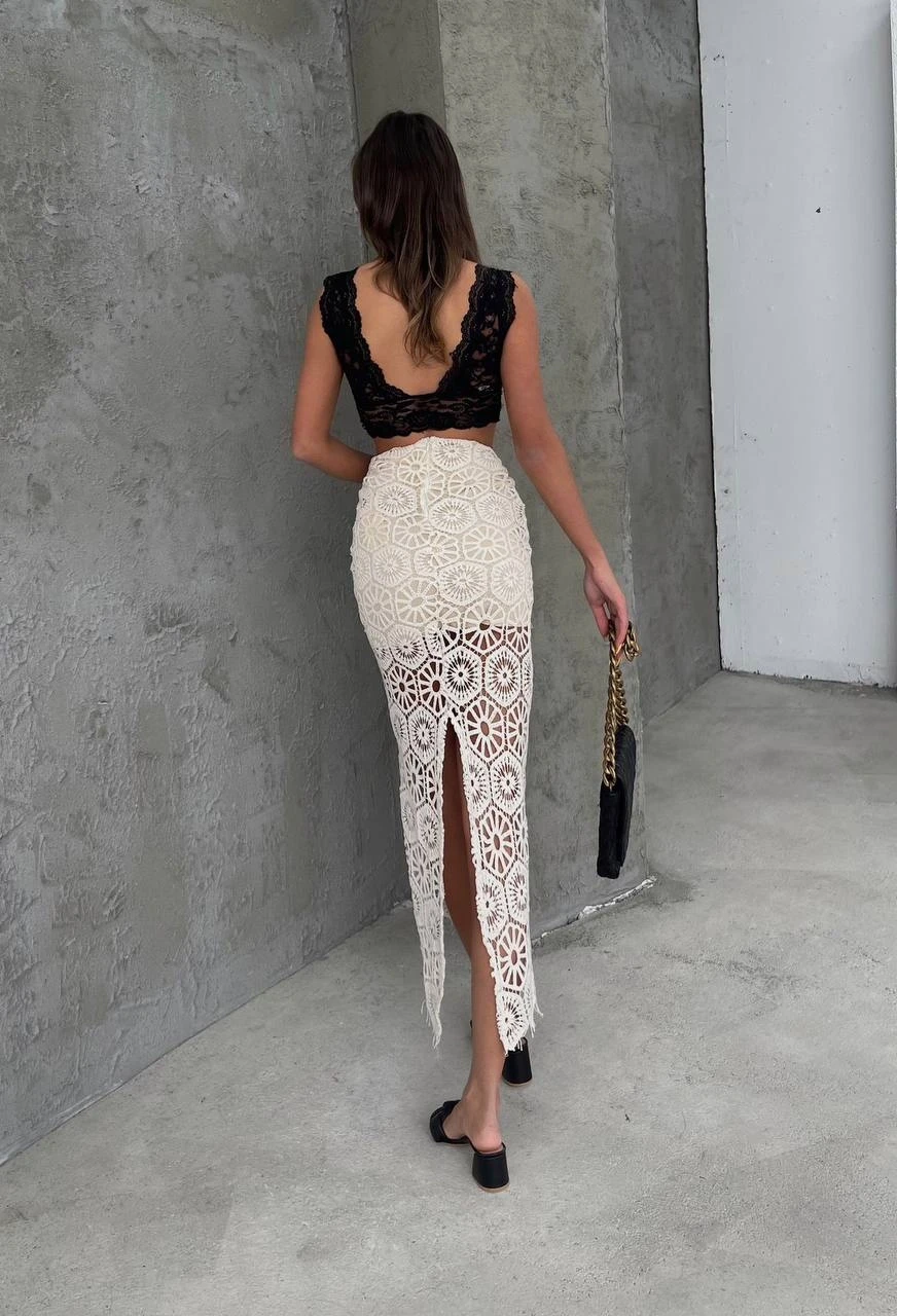 Dantel (İçi Astarlı) Yırtmaçlı Etek
