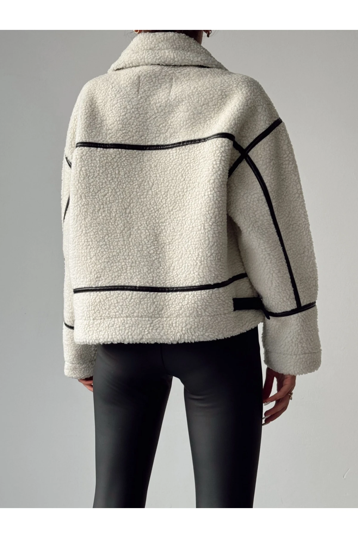 Deri Biyeli Peluş Mont