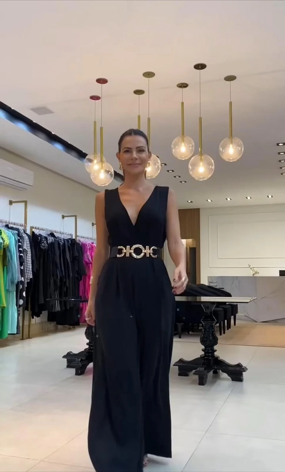 Dubai Kumaş Tasarım Tulum Kemer dahildir