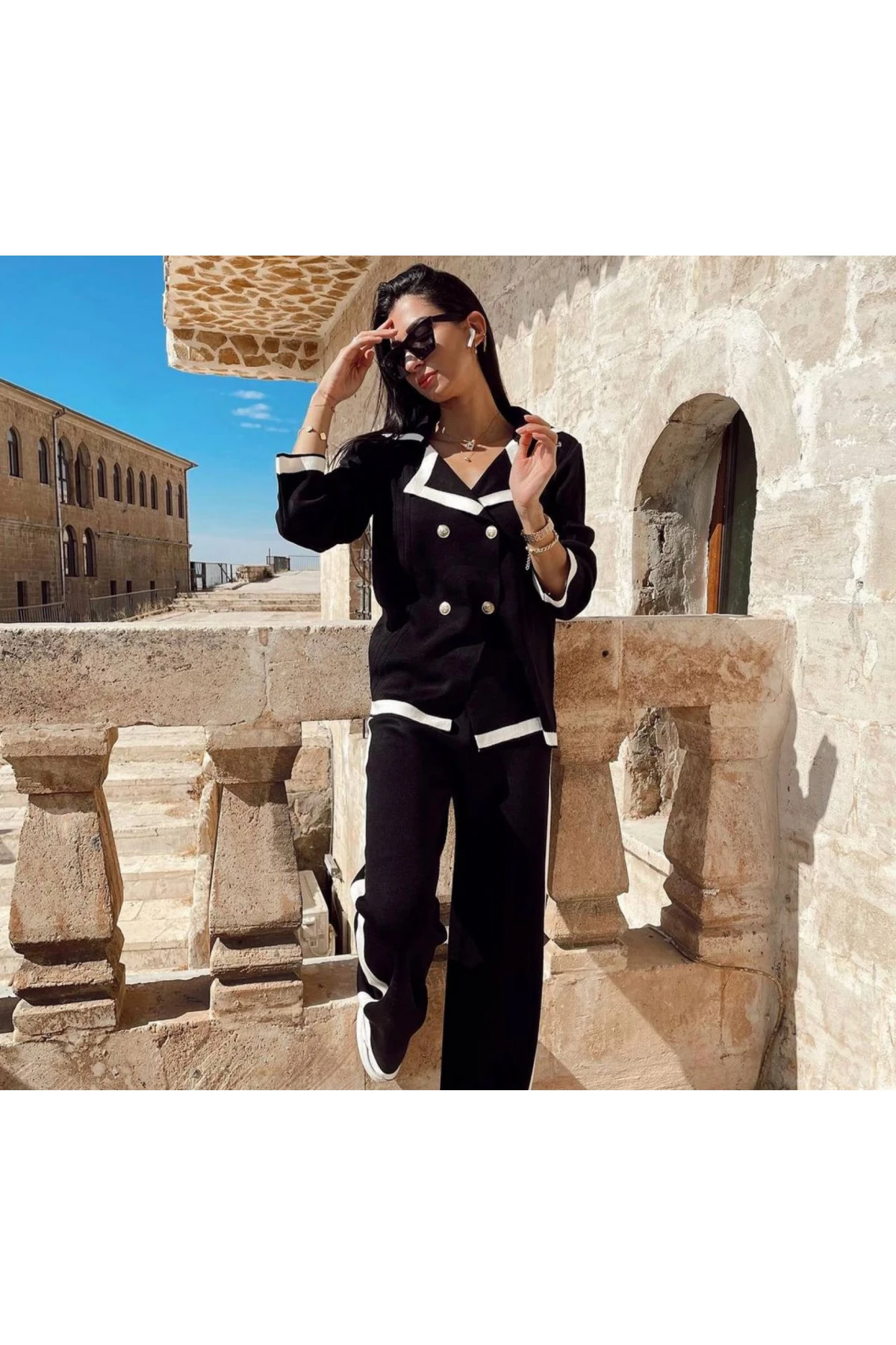 Düğme Detaylı Biyeli Triko Takım