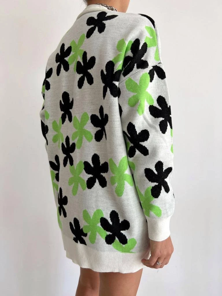 Düğmeli Triko Hırka