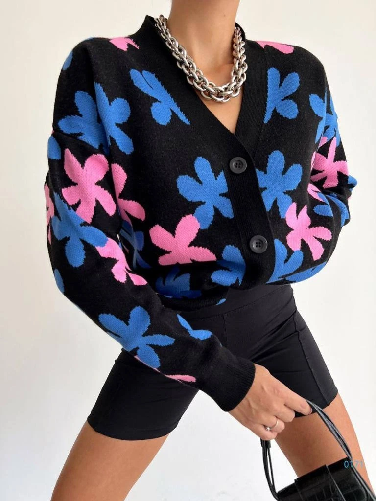 Düğmeli Triko Hırka