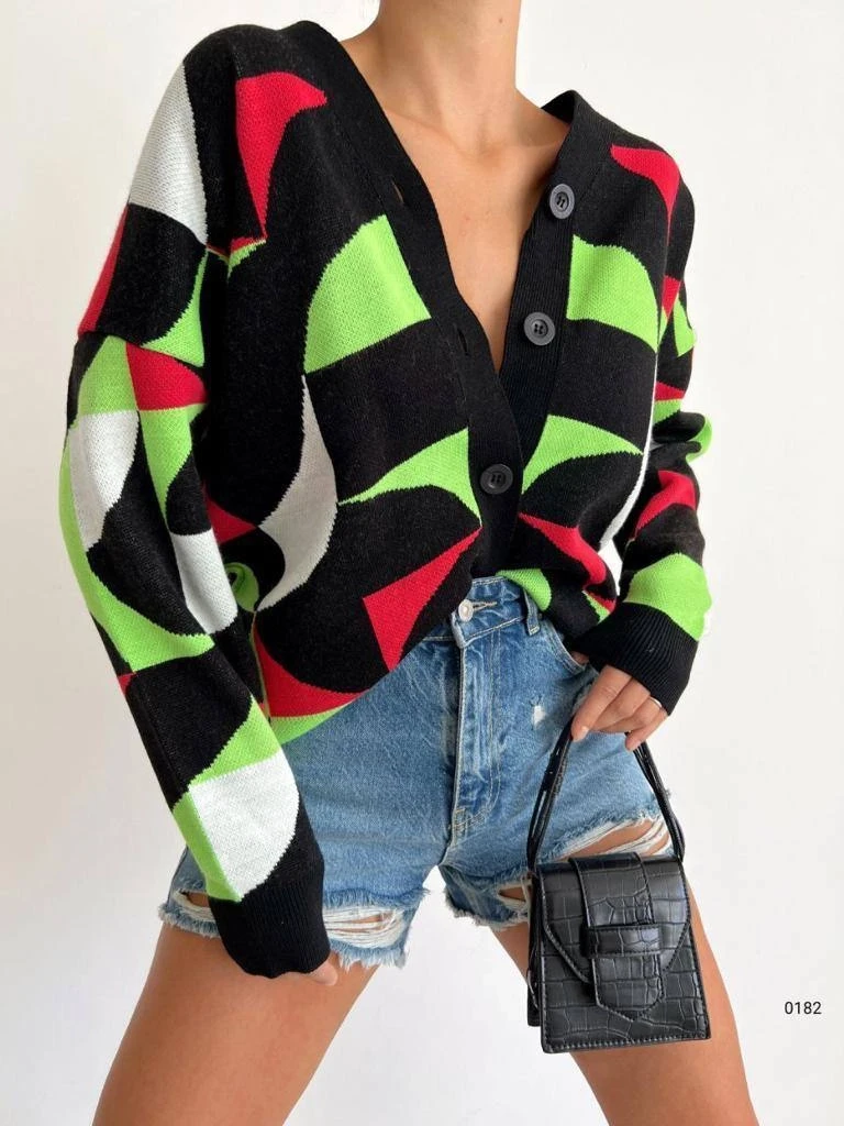 Düğmeli  Triko  Hırka