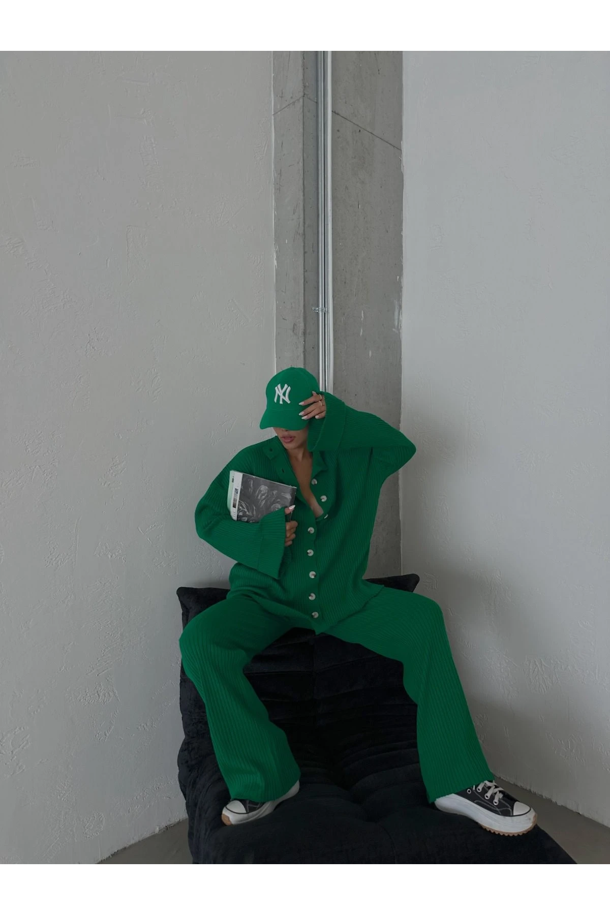 Düğmeli Triko Takım