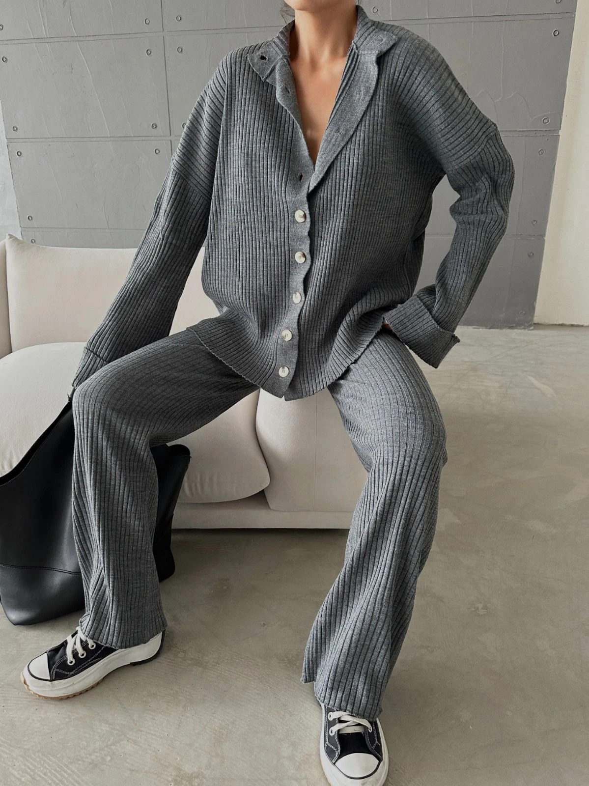 Düğmeli Triko Takım