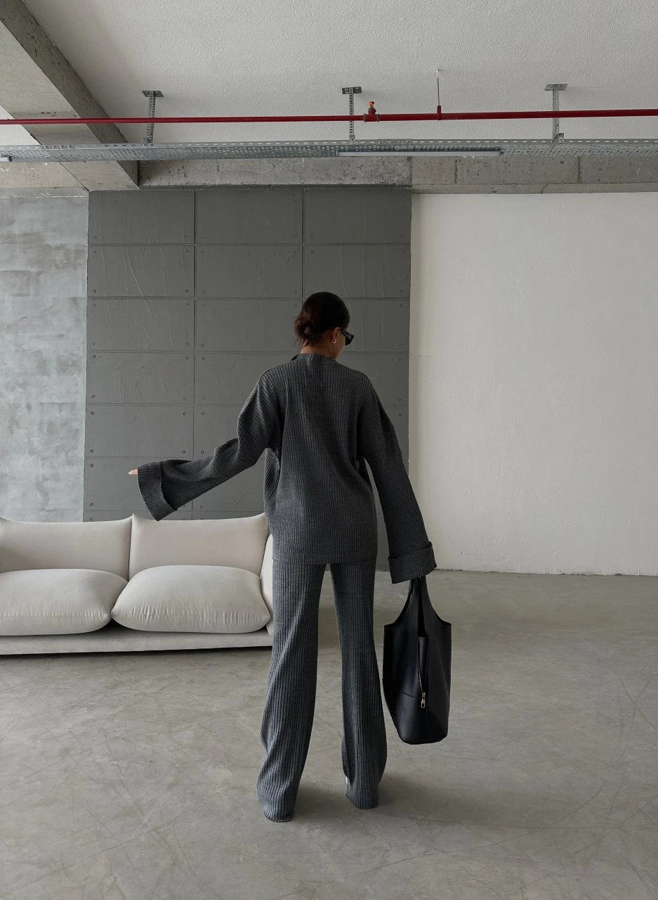 Düğmeli Triko Takım