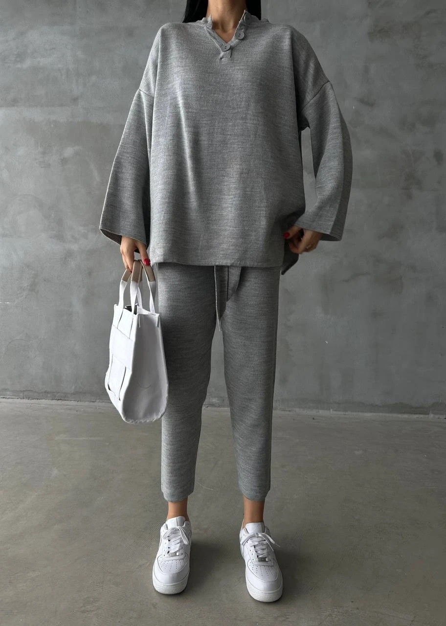 Düğmeli Triko Takım