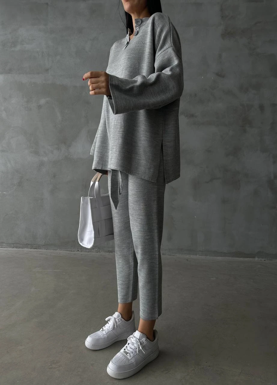 Düğmeli Triko Takım