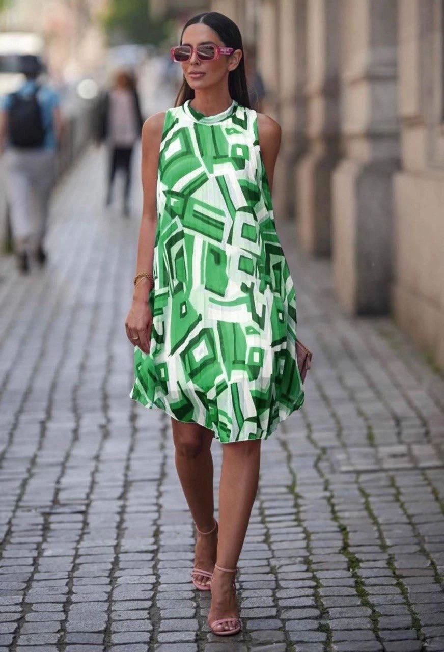 Geometrik Desen Şifon Piliseli Elbise