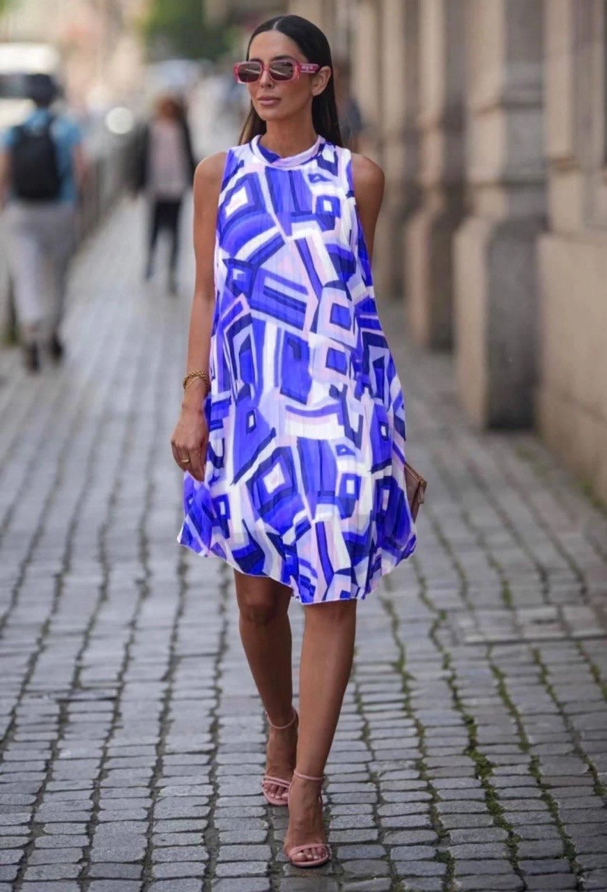 Geometrik Desen Şifon Piliseli Elbise