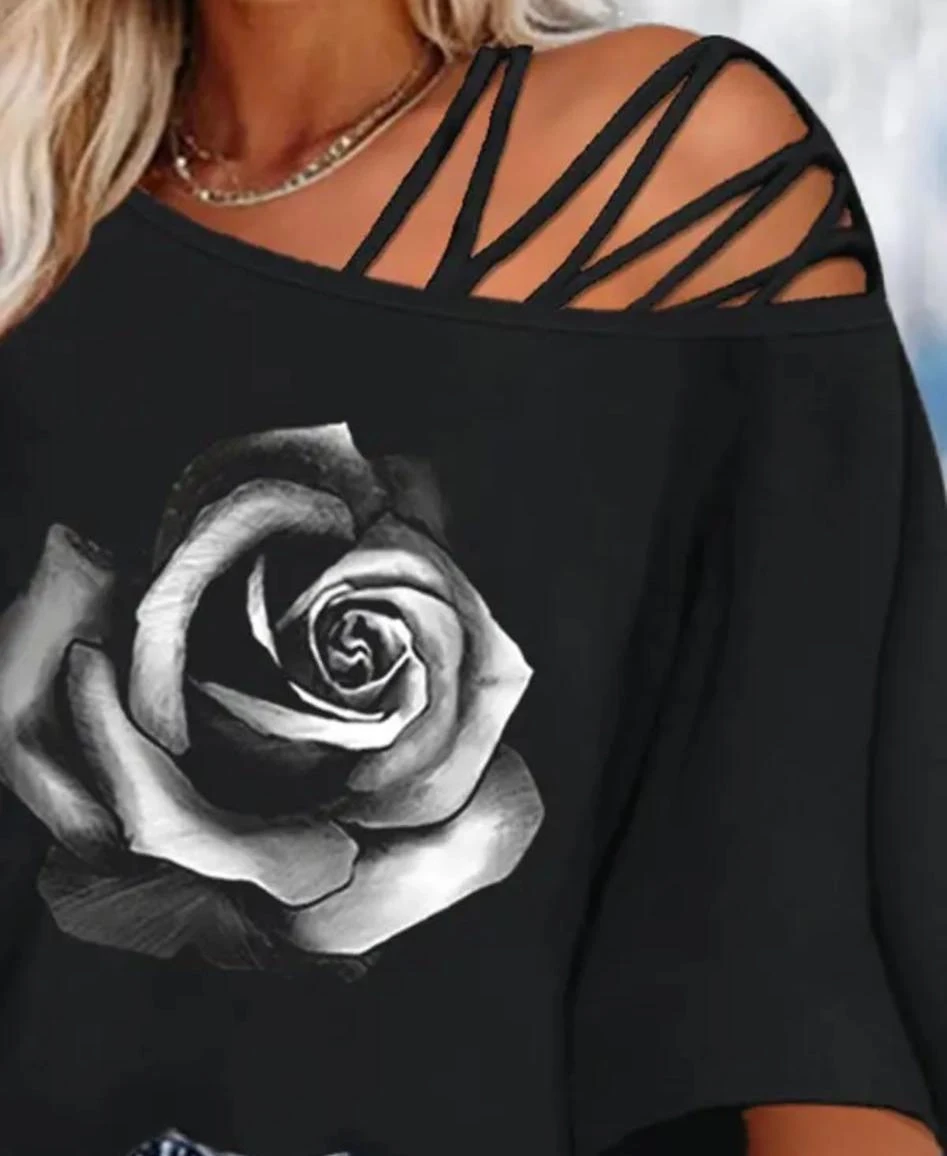 Gül Desenli Omuz Detaylı İthal Micro Kumaş Dijital Baskı Bluz