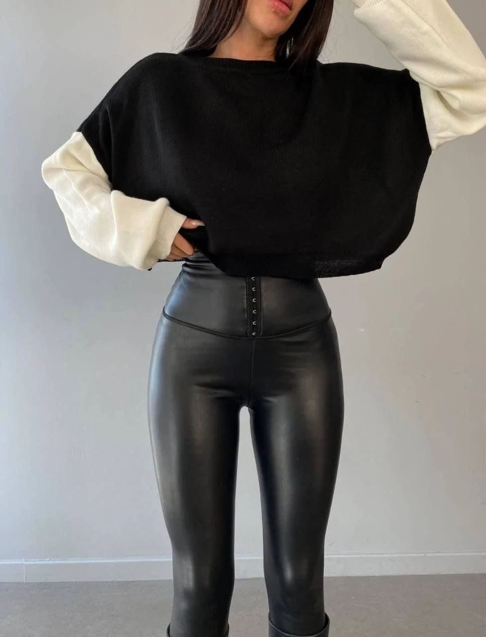 İki Renk Triko Kazak