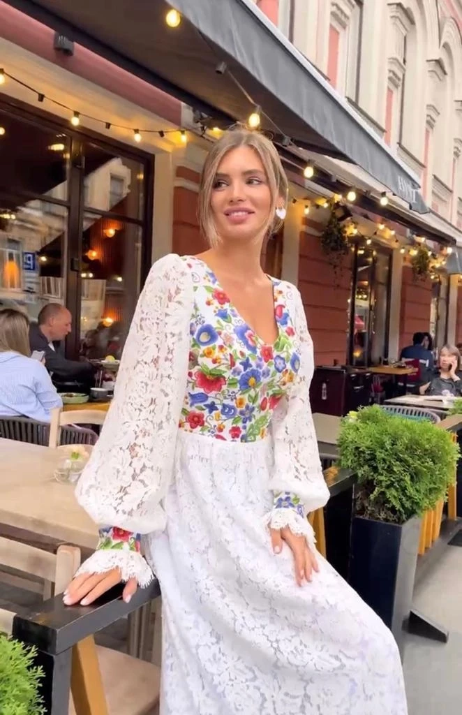 İthal Brode Dantel Kumaş Elbise