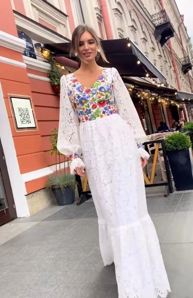 İthal Brode Dantel Kumaş Elbise