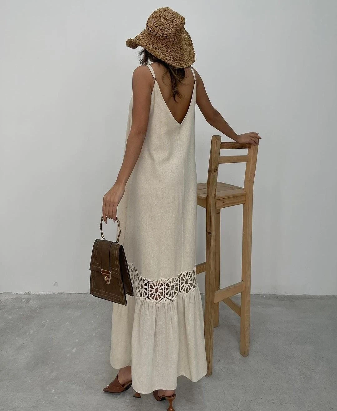 İthal Keten Dantel Detaylı Askılı Elbise