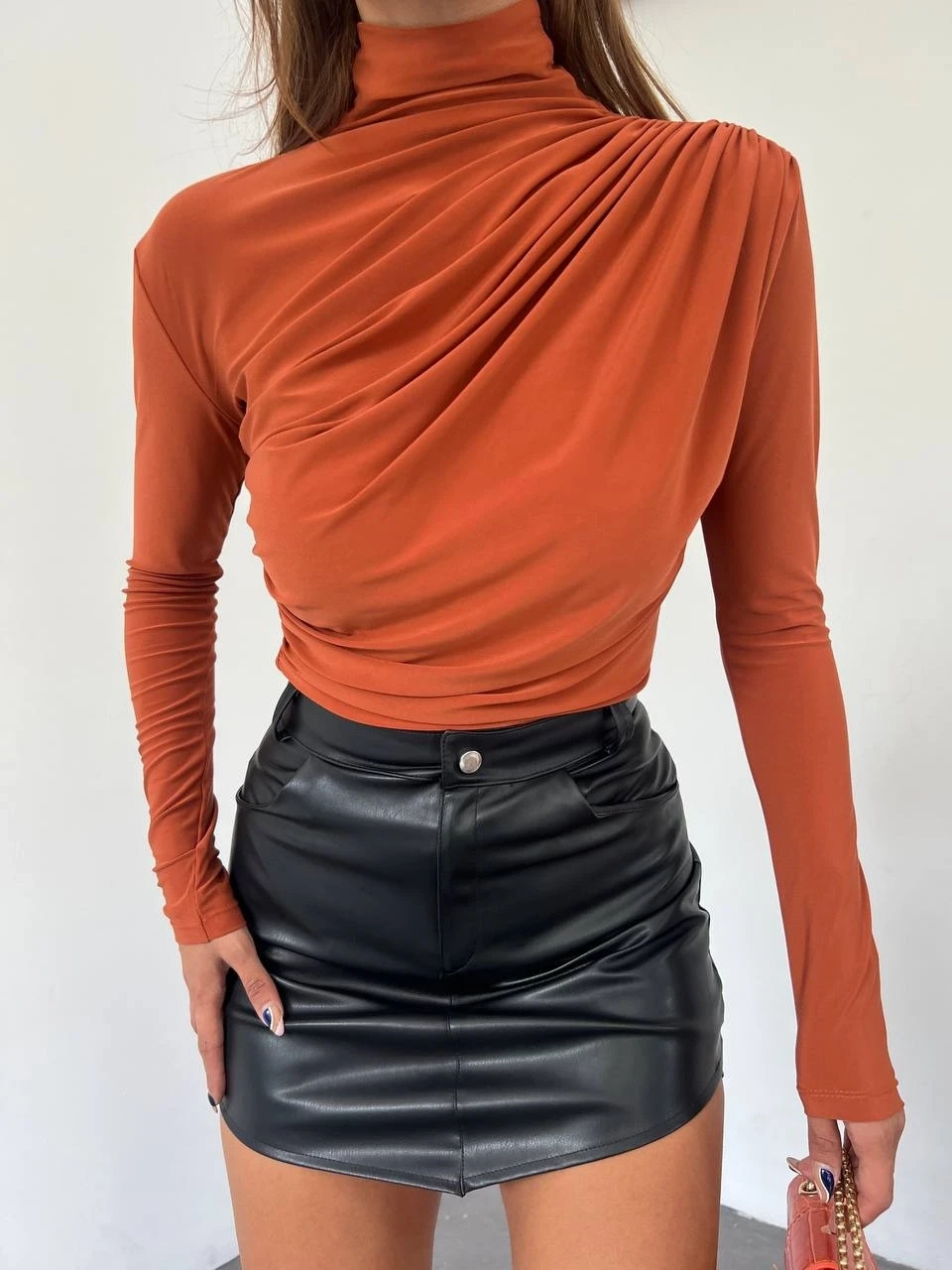 İthal Sandy Kumaş Omuz ve Beli Büzgülü Z@R@ Bluz