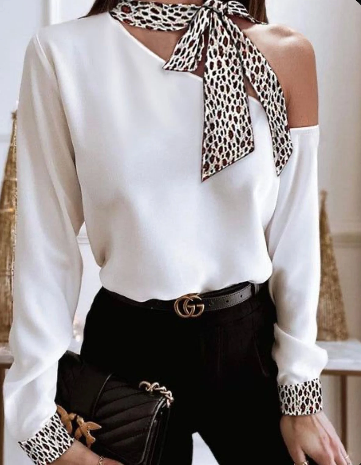 Jessıka Kumaş Leopr Detaylı Bluz