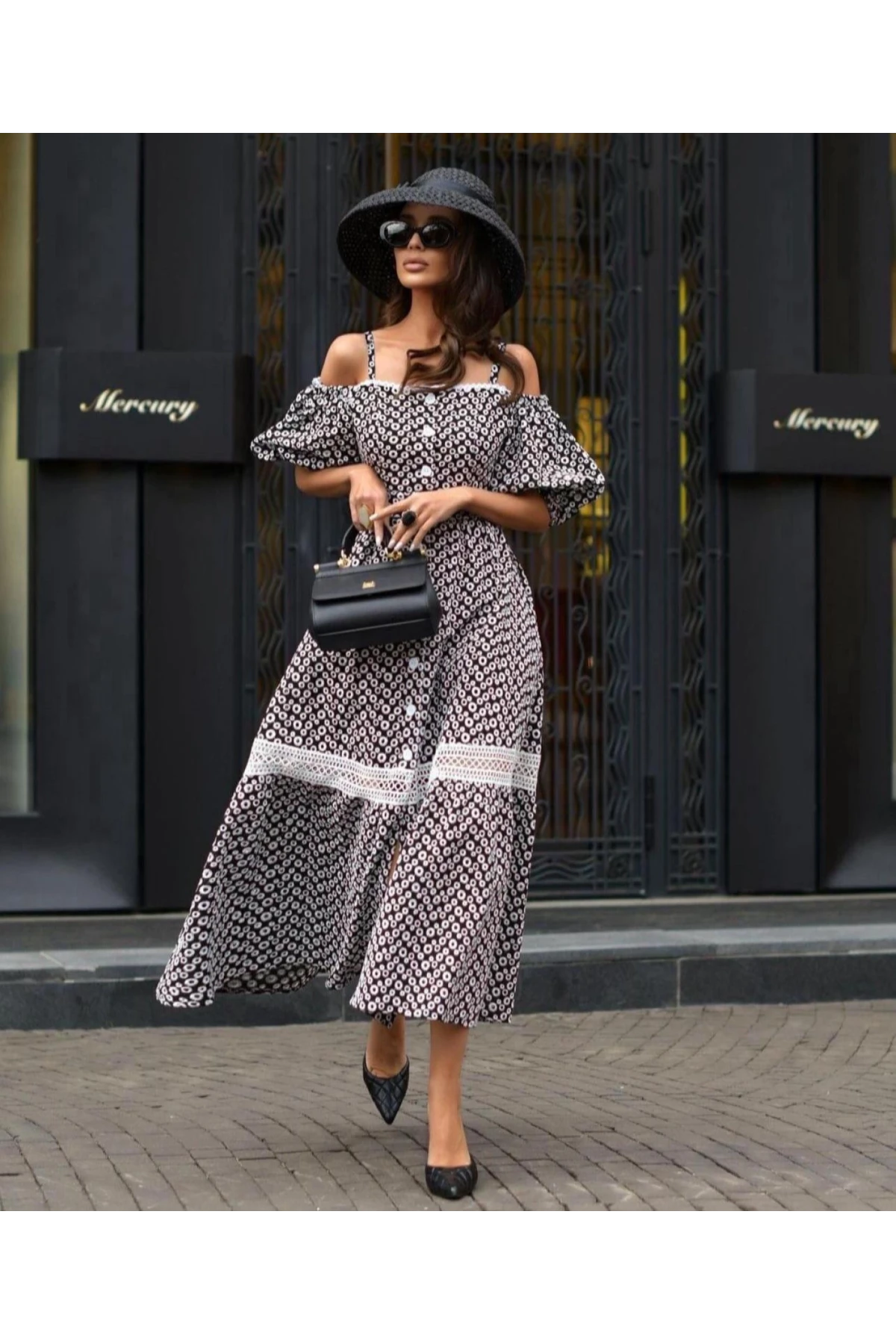 Karpuz Kol Dantel Detaylı  İthal Krep Kumaş Elbise