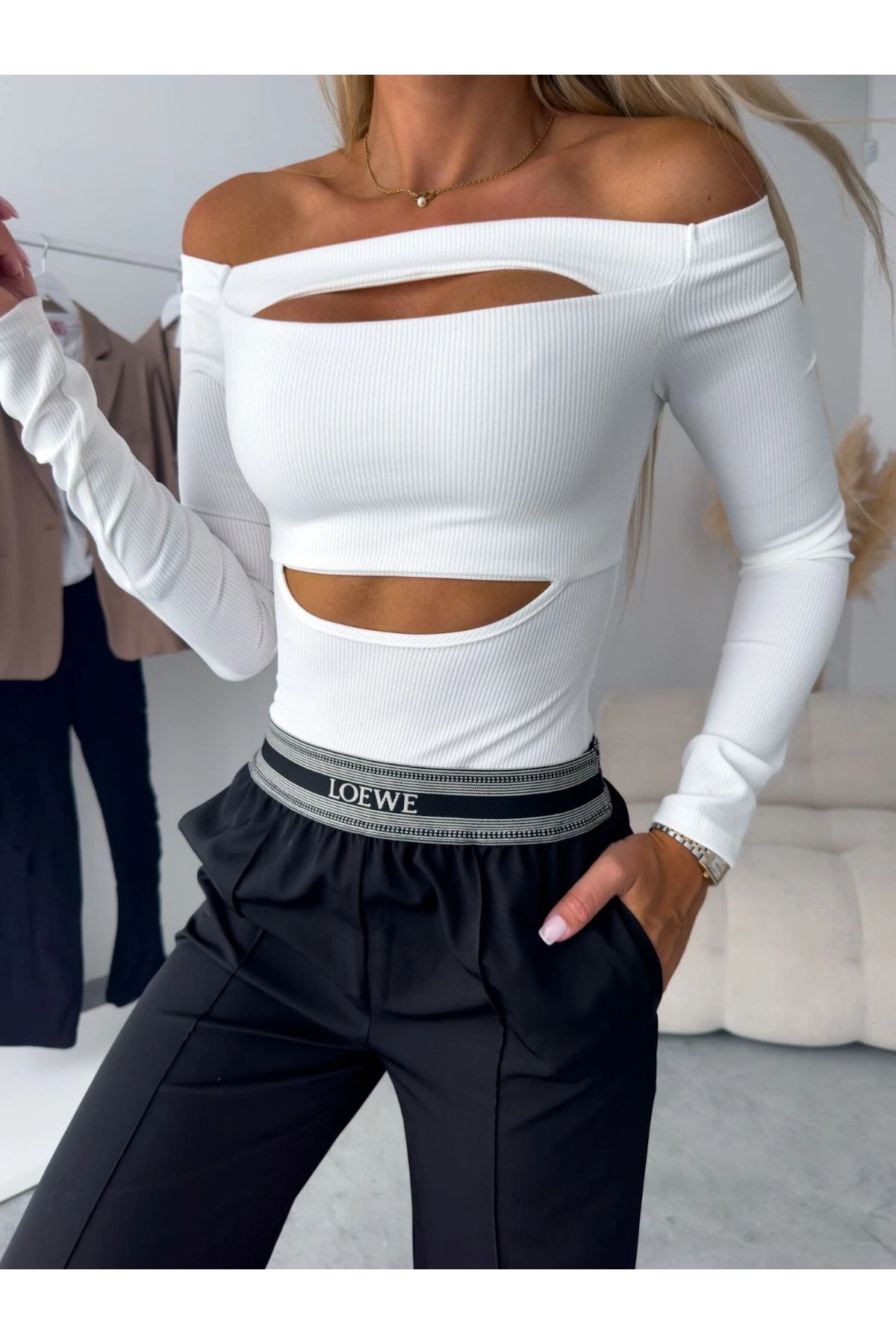 Göğsü Pencereli Kaşkorse Bluz