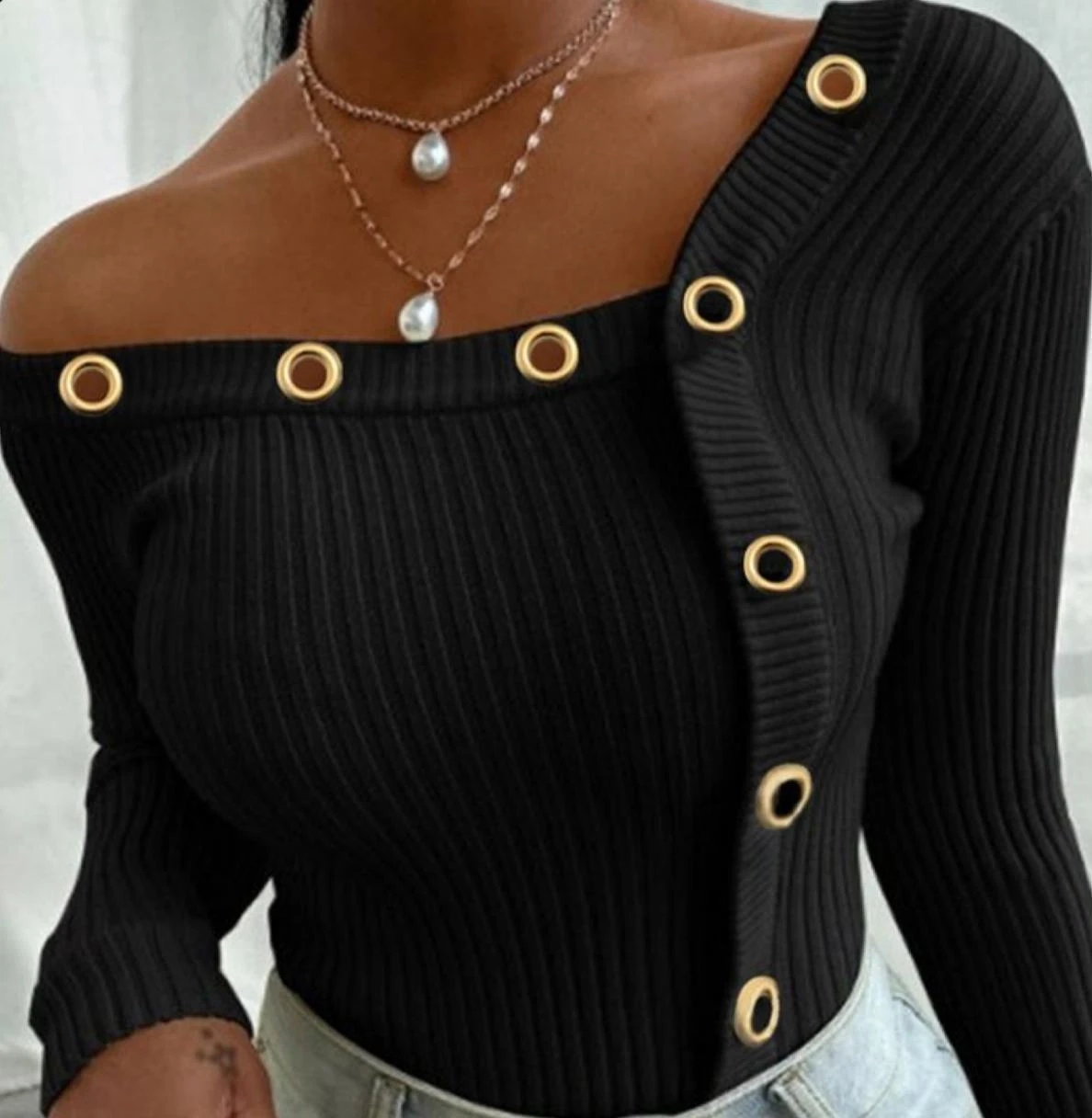 Kaşkorse Düğmeli Asimetrik Yaka Bluz