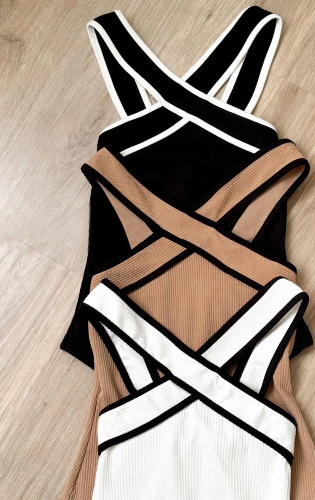 **Ön Siparişte 25 Mart da Kargolanacaktır ** Kaşkorse Kumaş Biyeli Bodysuit