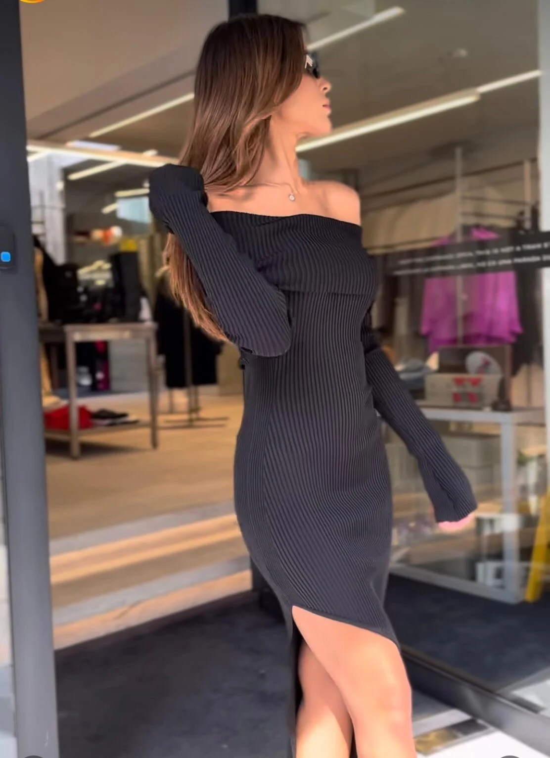 Kayık Yaka Asimetrik  Elbise