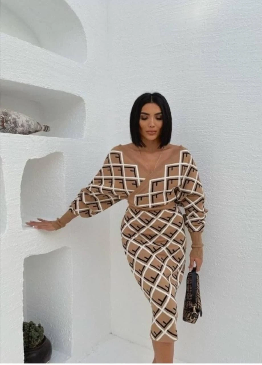 Kruvaze Yaka Triko Elbise