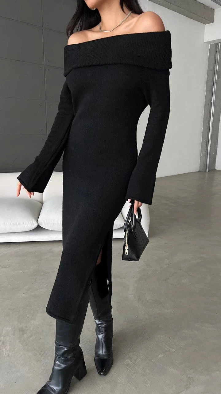 Madonna Yaka Yırtmaçlı Triko Elbise