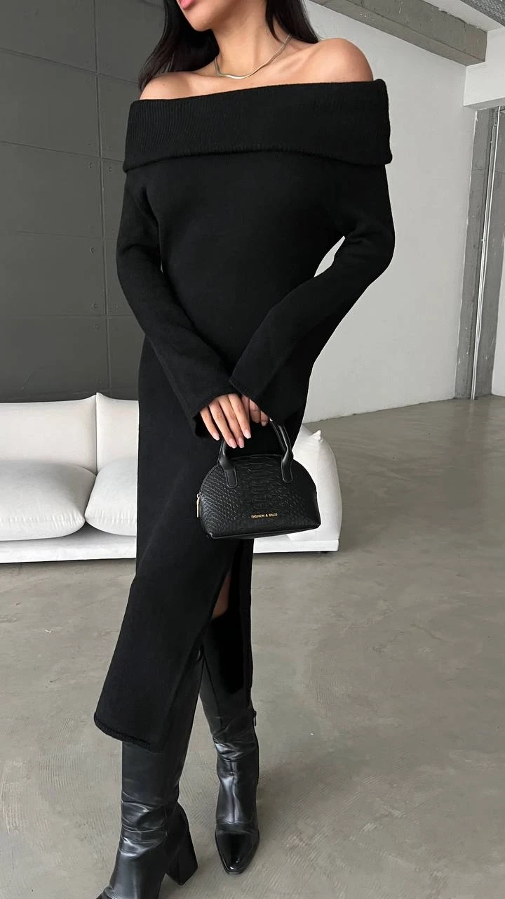 Madonna Yaka Yırtmaçlı Triko Elbise