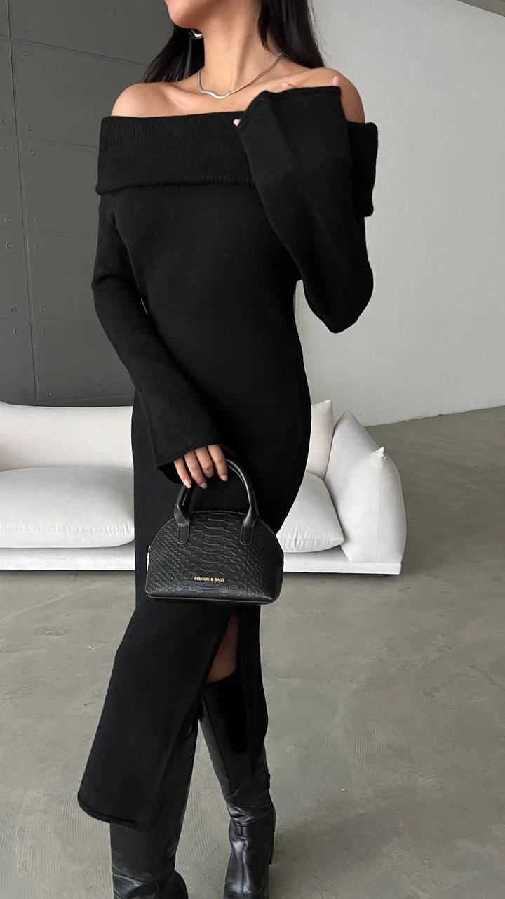 Madonna Yaka Yırtmaçlı Triko Elbise