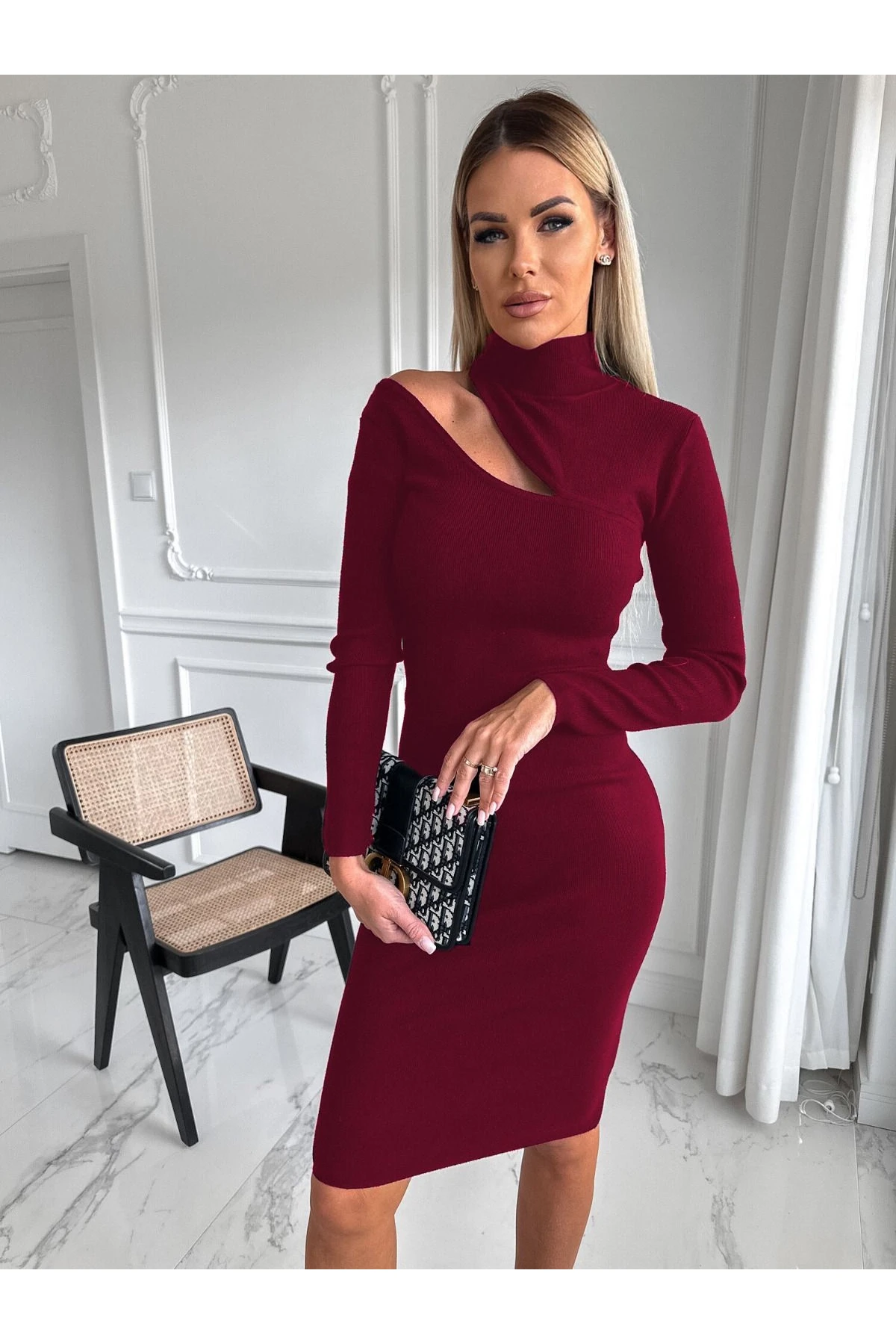 Omuz Dekolteli Kaşkorse Elbise