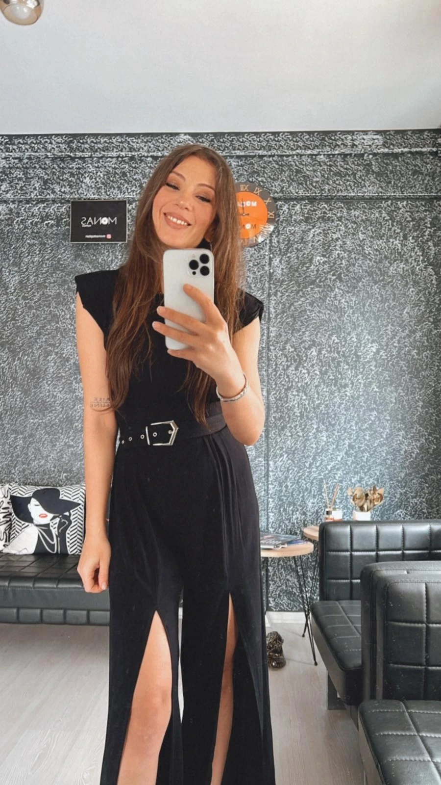 Omuz Vatka Detay Cacak Yırtmaç Ve Kemer Dahil Ayrobin Tulum