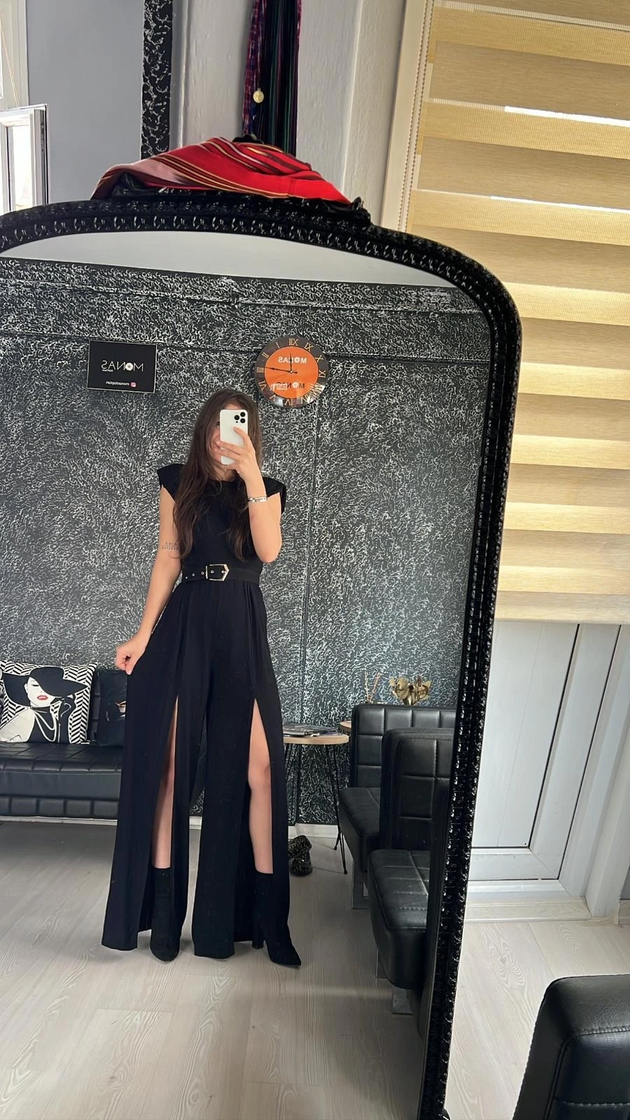 Omuz Vatka Detay Cacak Yırtmaç Ve Kemer Dahil Ayrobin Tulum