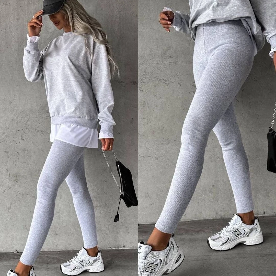 İki İplik Kumaş Takım ( İçindeki Tshirt Takımladır)